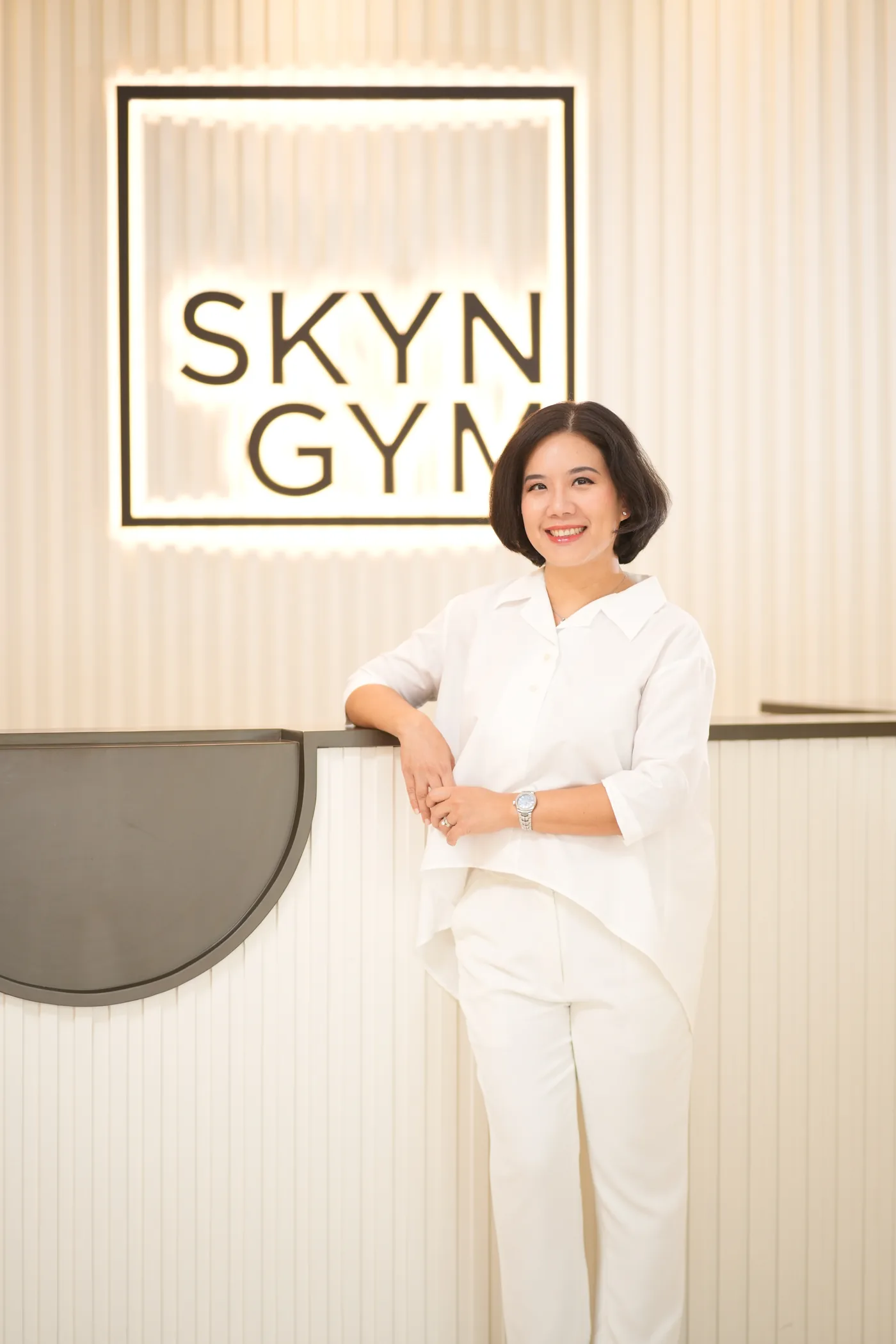 dr. Carolina, Sp.DVE di SKYN GYM